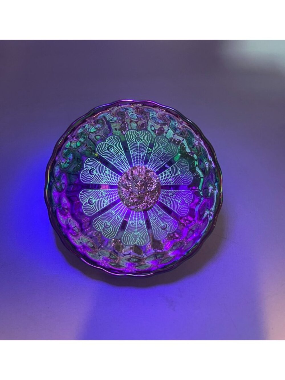 Dragon Motif Iridescent Glass Bowl With Peacock Pattern - Picture 4 of 9